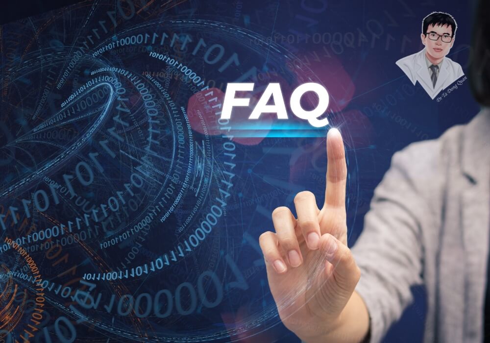 Giải đáp mọi thắc mắc về tụt nướu – Bạn cần biết ngay! Hình ảnh biểu tượng "FAQ" với nền công nghệ, đại diện cho những câu hỏi thường gặp về tình trạng tụt nướu, nguyên nhân, cách điều trị và phòng ngừa.