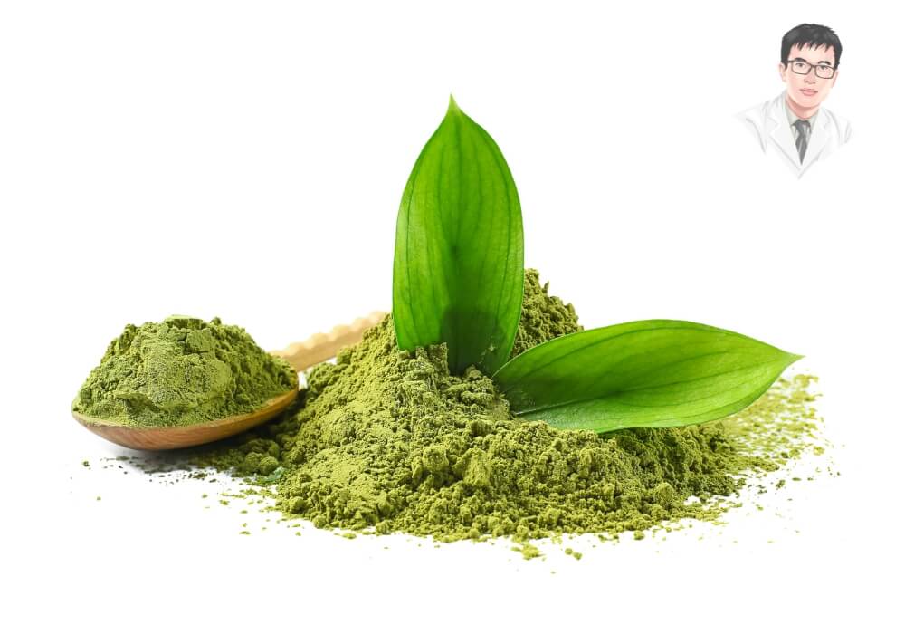 Hình ảnh bột trà xanh tươi, một nguyên liệu thiên nhiên giúp giảm viêm nướu, hỗ trợ chăm sóc nướu khỏe mạnh.