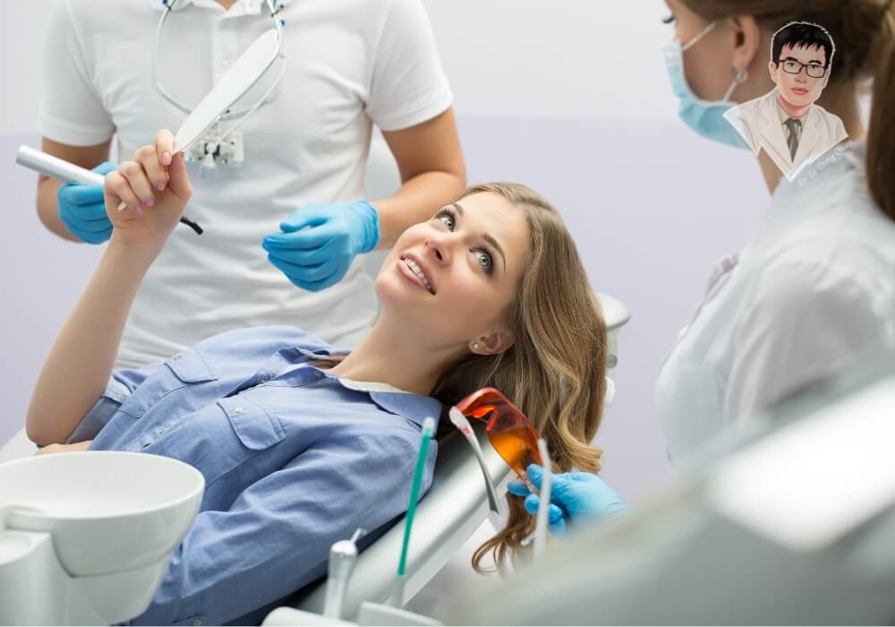 "Khám nha khoa định kỳ – Bí quyết ngăn ngừa tụt nướu hiệu quả!" Khách hàng thăm khám tại nha khoa để kiểm tra và điều trị tình trạng tụt nướu răng nhằm bảo vệ sức khỏe răng miệng lâu dài.